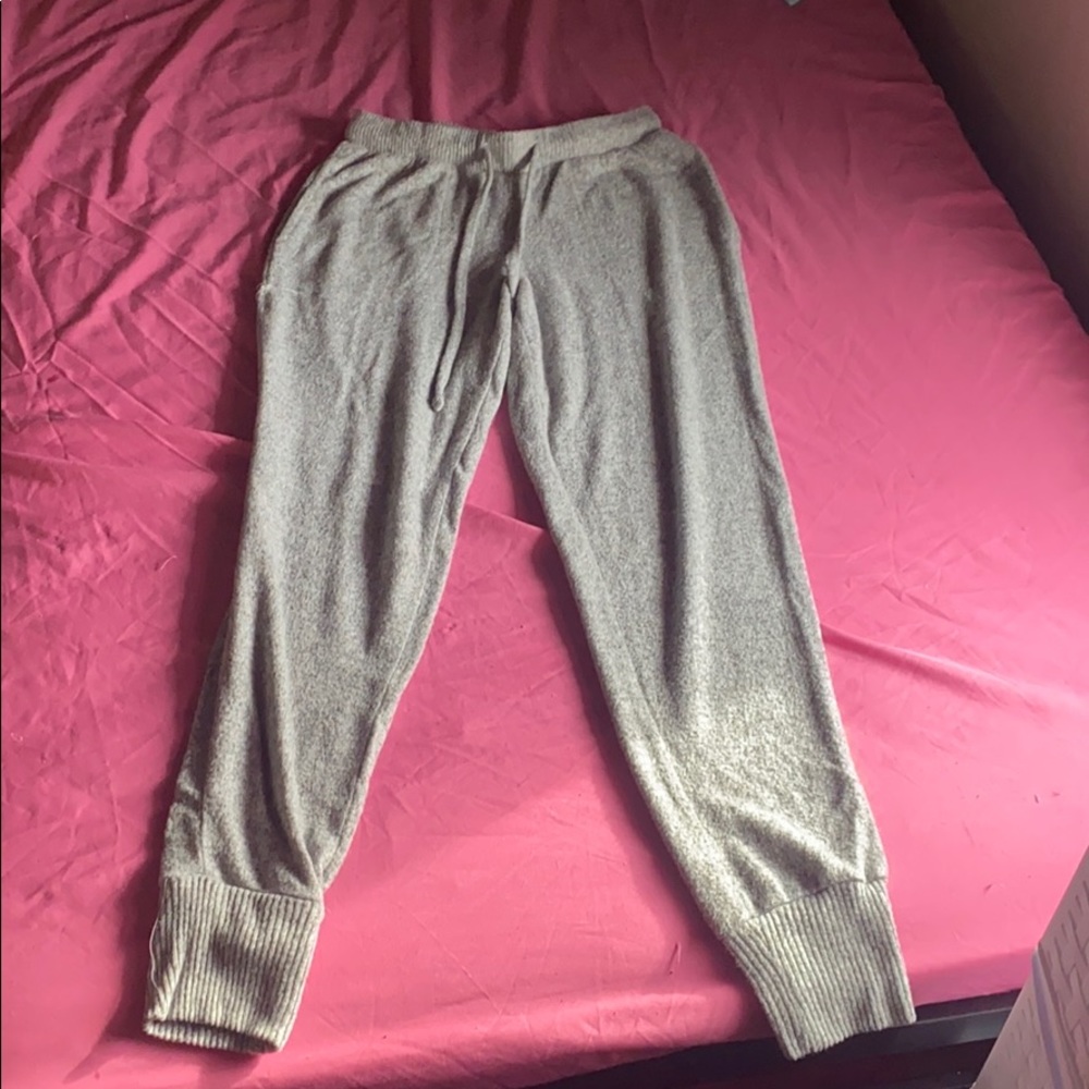 Light gray skinny joggers